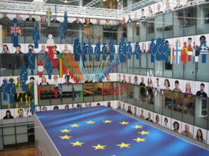 Euroopan komission vierailupalveluiden aula.